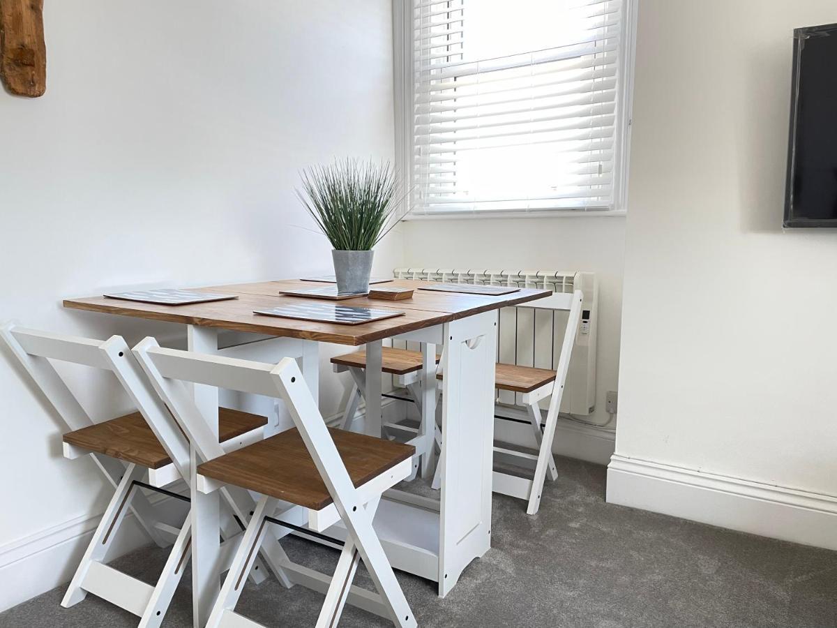 Light Airy 3 Bed Town Cntr Flat 700M To The Beach Bornemouth Extérieur photo