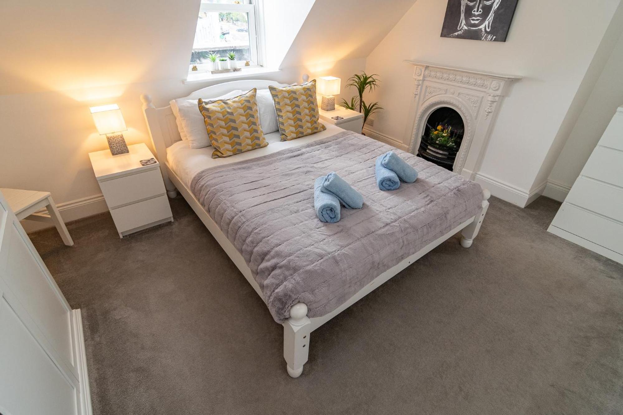 Light Airy 3 Bed Town Cntr Flat 700M To The Beach Bornemouth Extérieur photo