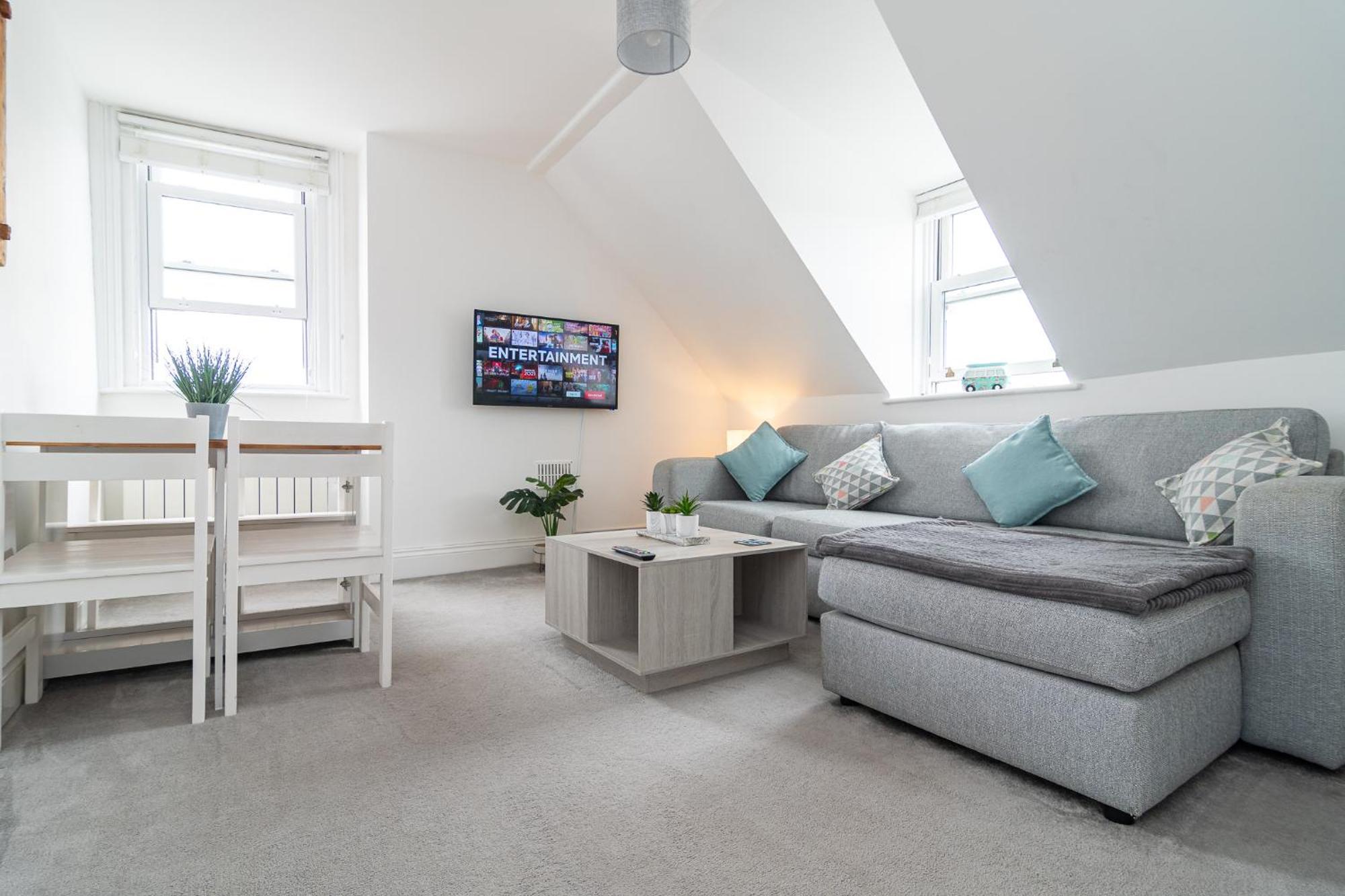 Light Airy 3 Bed Town Cntr Flat 700M To The Beach Bornemouth Extérieur photo