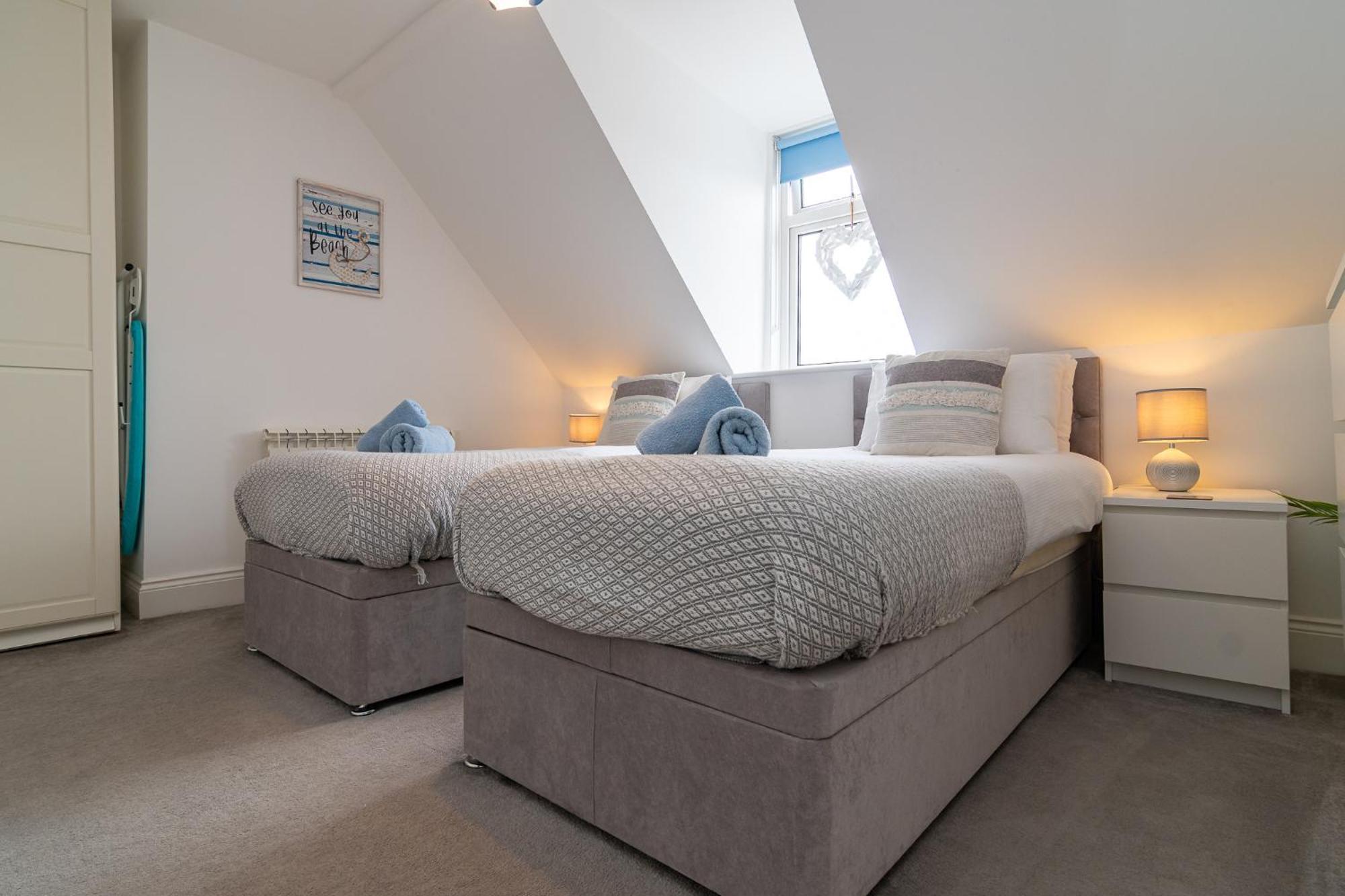 Light Airy 3 Bed Town Cntr Flat 700M To The Beach Bornemouth Extérieur photo
