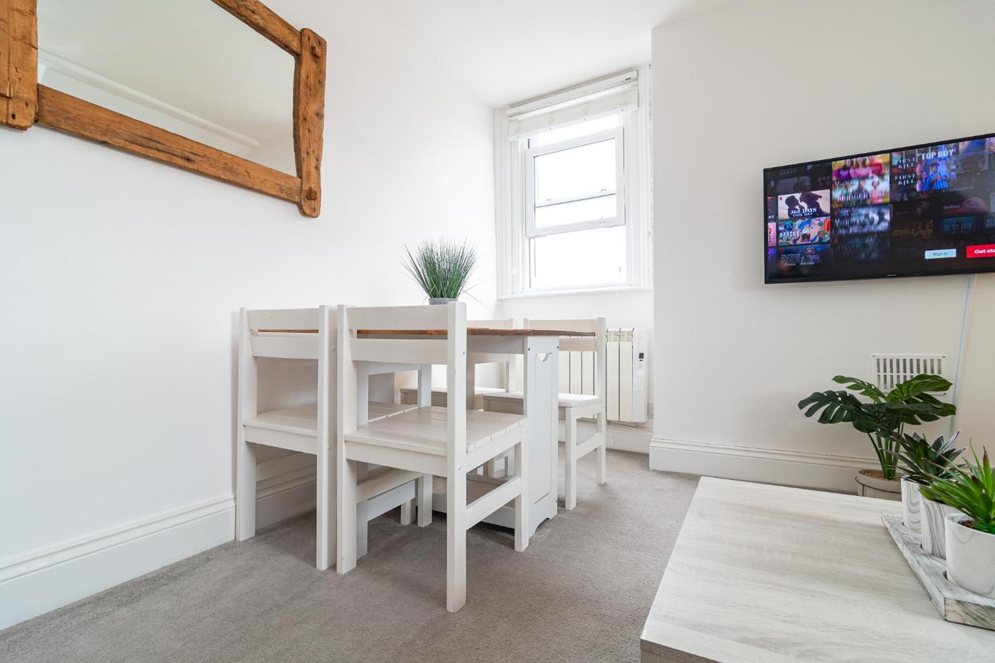 Light Airy 3 Bed Town Cntr Flat 700M To The Beach Bornemouth Extérieur photo